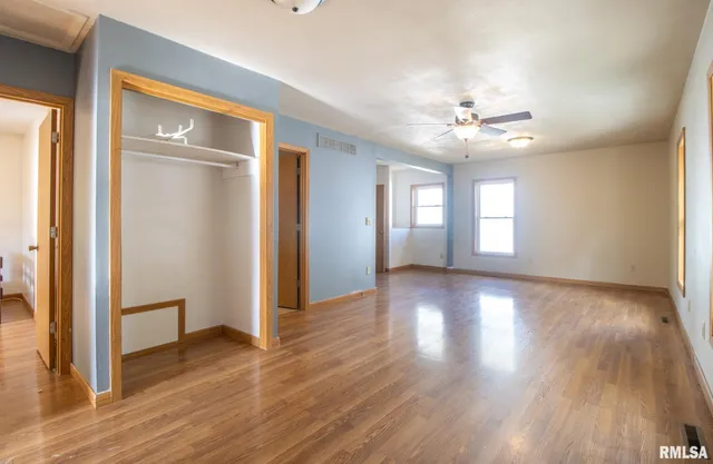 $130,000 | 1064 Monroe Street, Galesburg, IL 61401