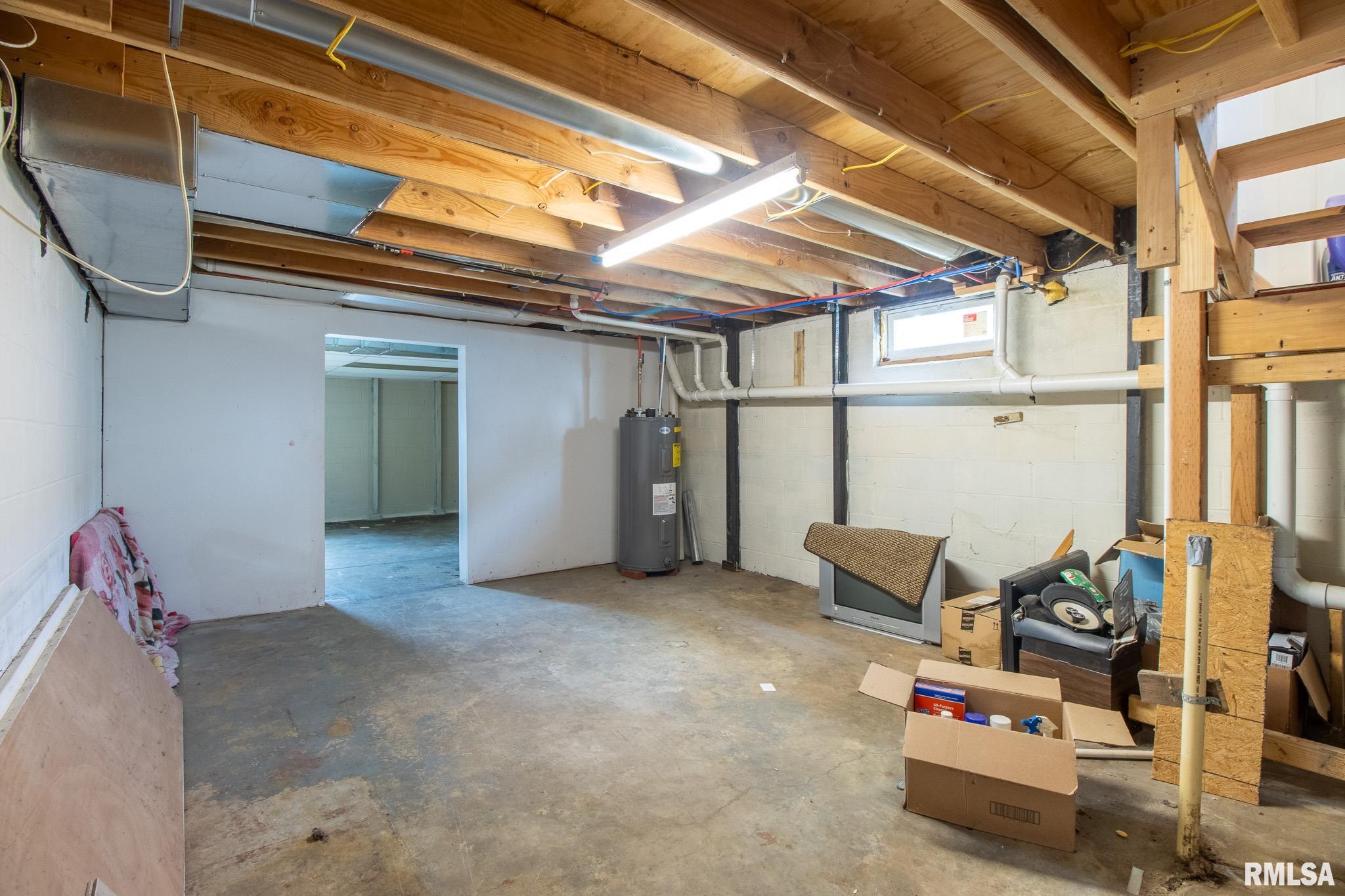 1064 Monroe Street Galesburg, IL 61401 - Photo 18 of 18