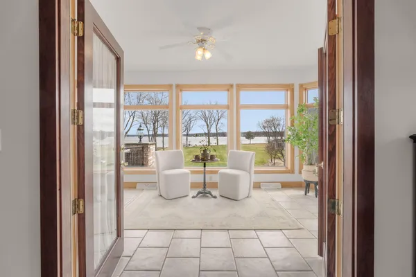 $2,995,000 | W304-n2470 Maple Avenue, Delafield, WI 53072