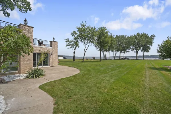$2,995,000 | W304-n2470 Maple Avenue, Delafield, WI 53072