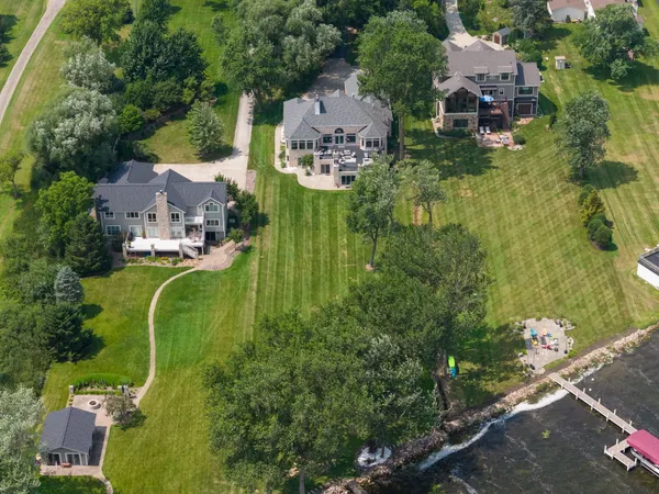 $2,995,000 | W304-n2470 Maple Avenue, Delafield, WI 53072