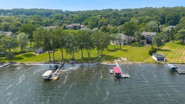 $2,995,000 | W304-n2470 Maple Avenue, Delafield, WI 53072