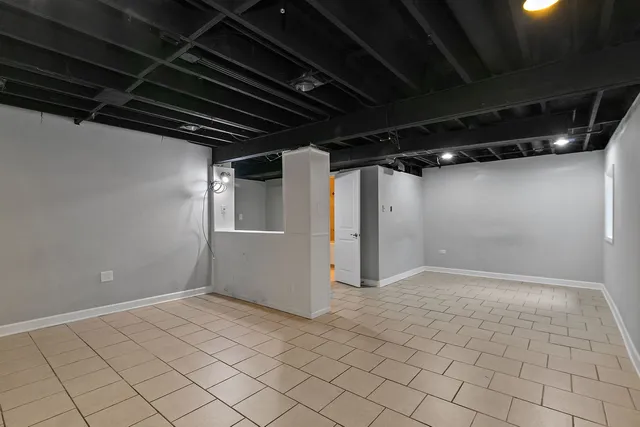 $350,000 | 400 South Collins Street, South Elgin, IL 60177