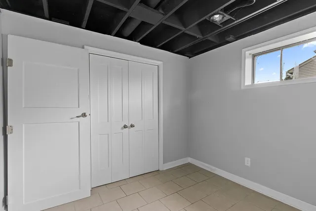 $350,000 | 400 South Collins Street, South Elgin, IL 60177