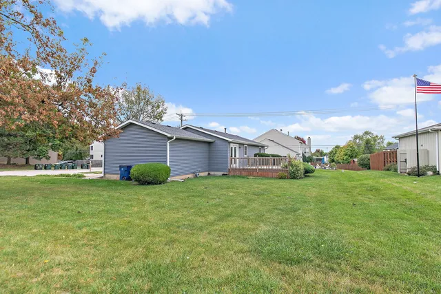 $350,000 | 400 South Collins Street, South Elgin, IL 60177