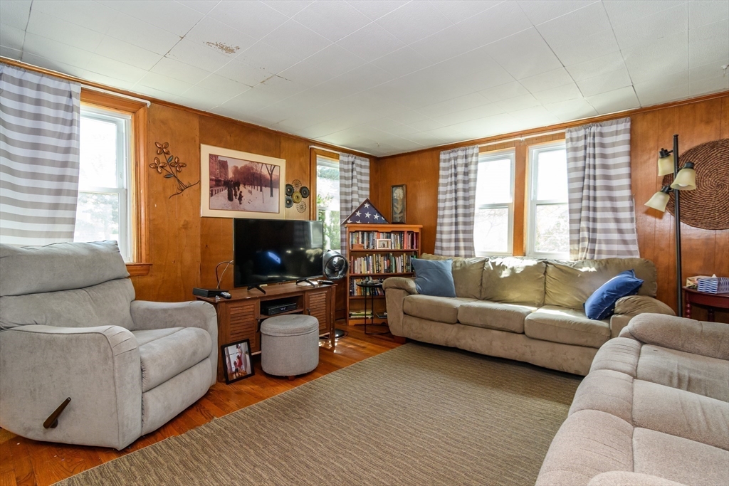 128 North Main Street Natick, MA 01760 - Photo 6 of 19