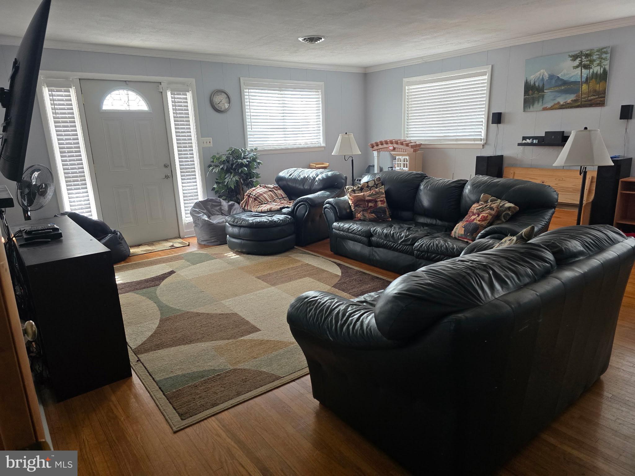 1177 Walker Road Chambersburg, PA 17202 - Photo 11 of 15 Great room/Family room upper level