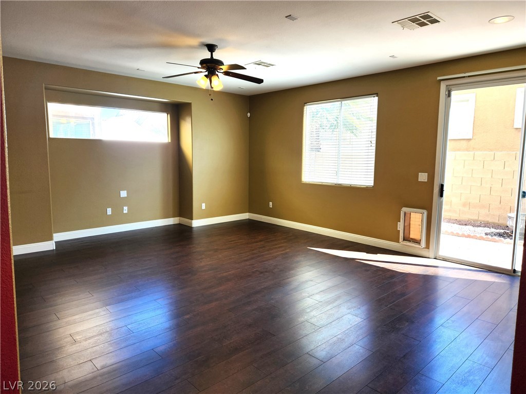 502 Foster Springs Road Las Vegas, NV 89148 - Photo 4 of 18