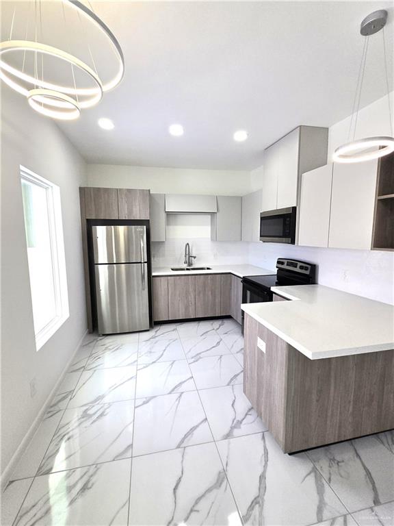 3201 Magdalena Street, Unit 8 Mission, TX 78573 - Photo 2 of 12