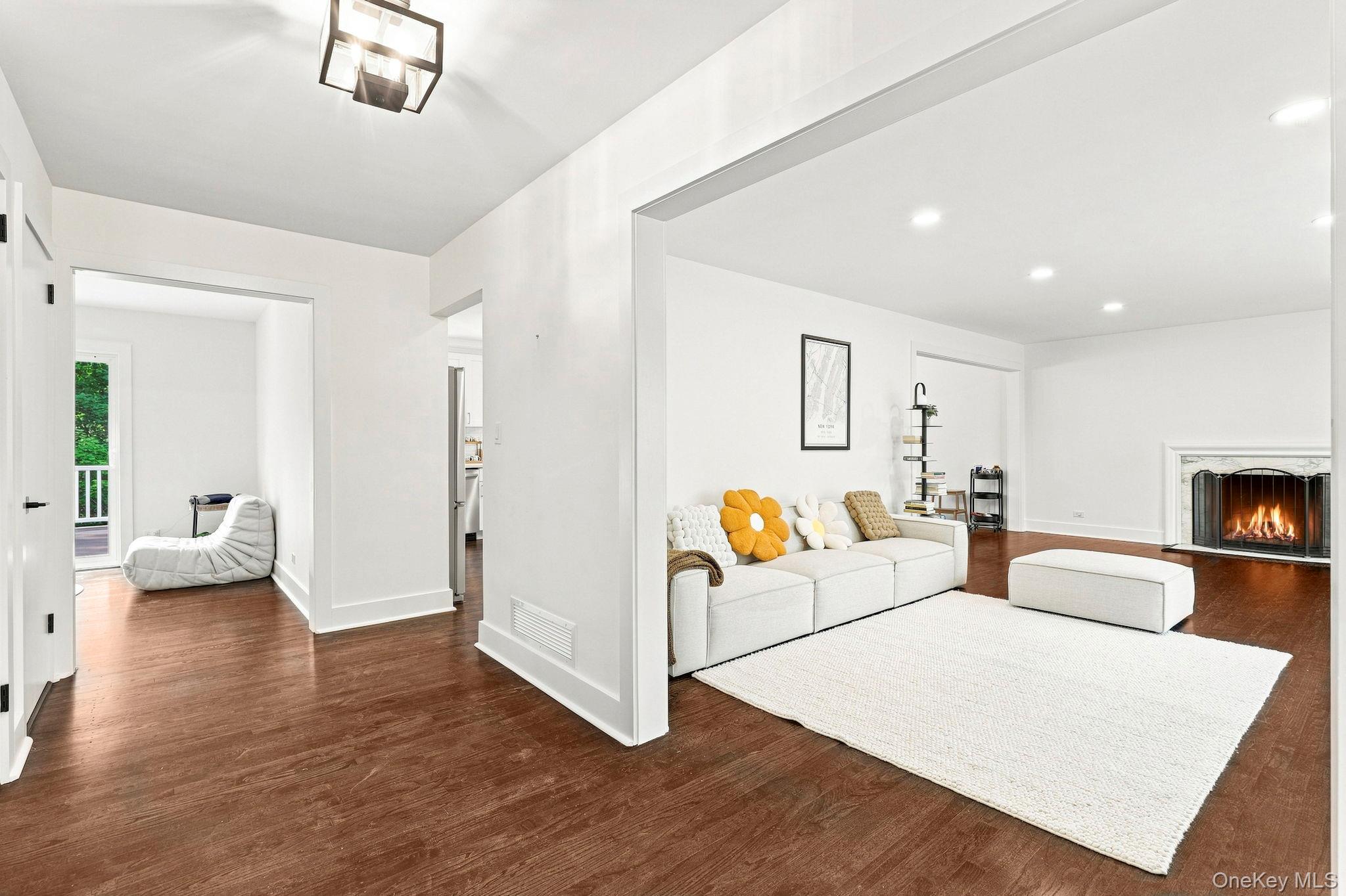 24 Benedict Road Scarsdale, NY 10583 - Photo 4 of 26 Gallery Image 4