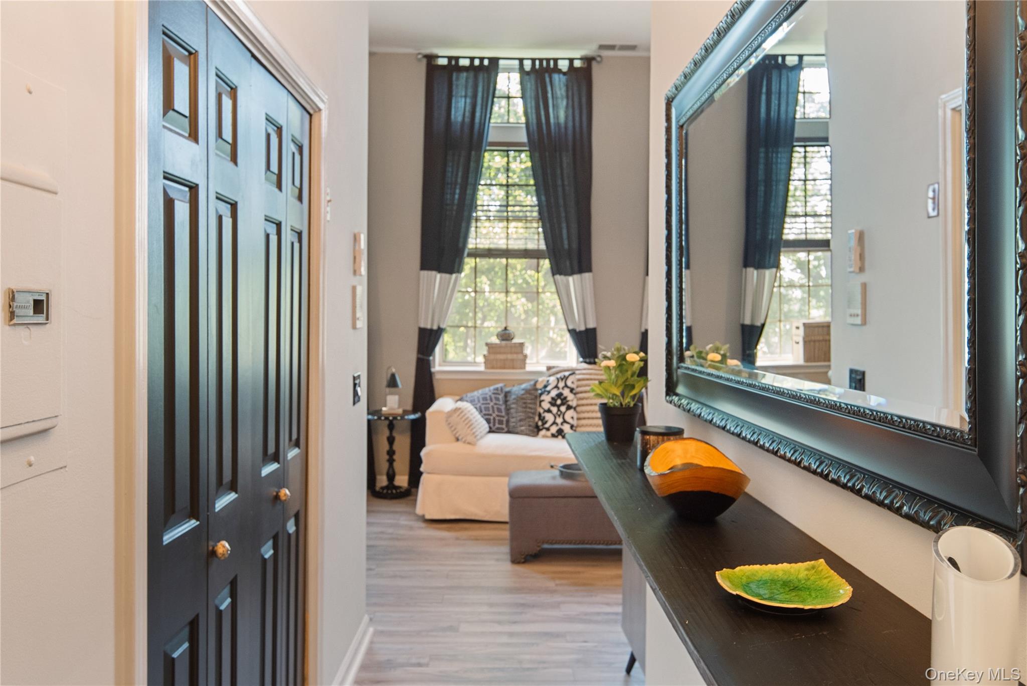 20 Whippoorwill Road East, Unit 2J Armonk, NY 10504 - Photo 3 of 27