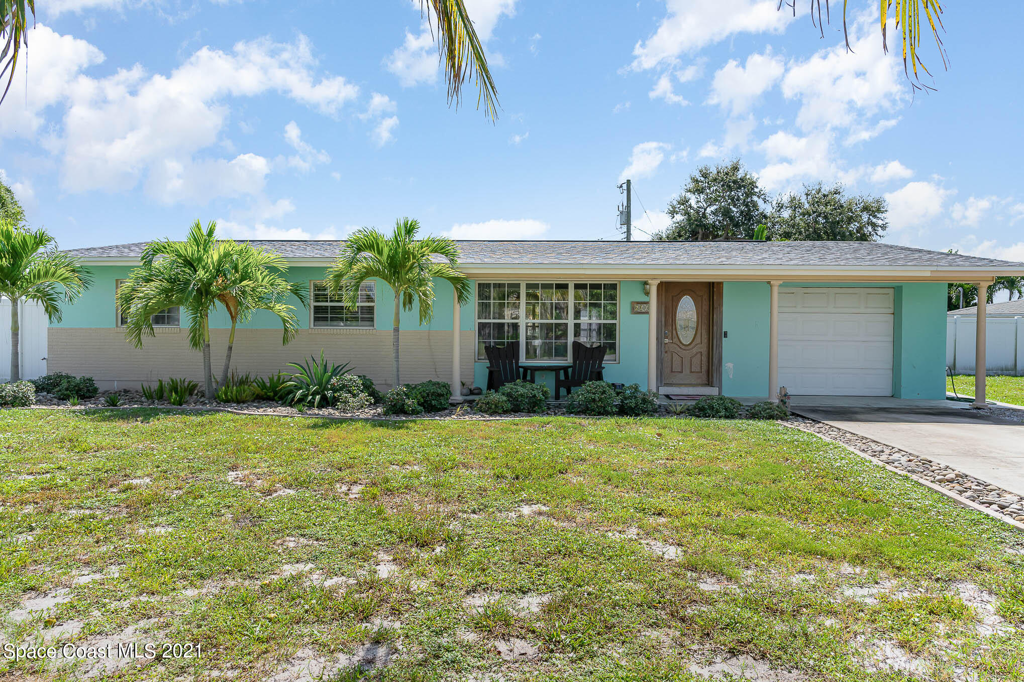 600 Capri Road Cocoa Beach, FL 32931 - Photo 3 of 29 NDP00276-Edit