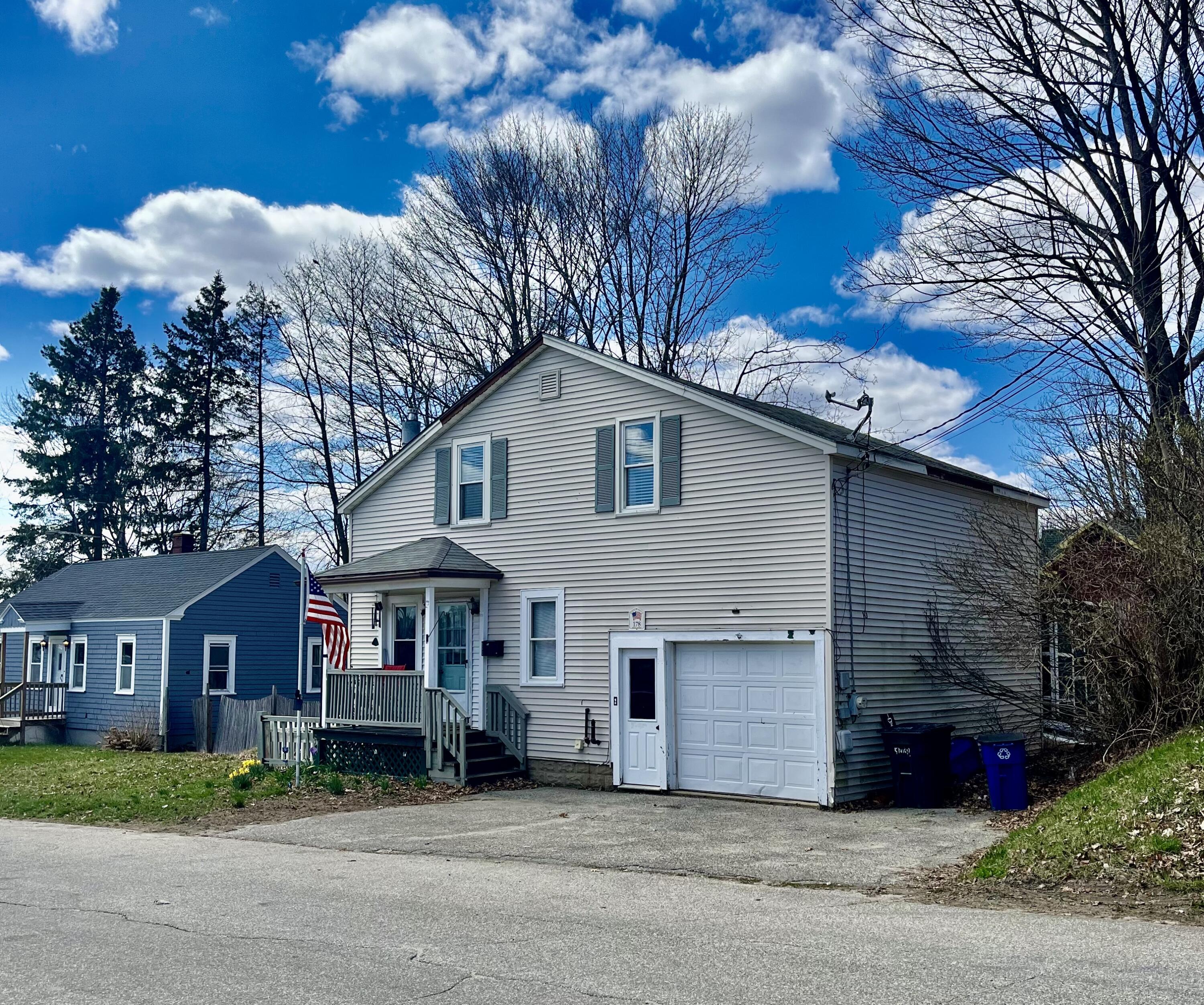 178 Spring Street Lewiston, ME 04240 - Photo 1 of 23 Side right