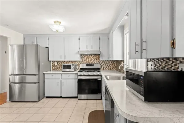 $4,500 | 30 Hemlock Terrace, Randolph, MA 02368