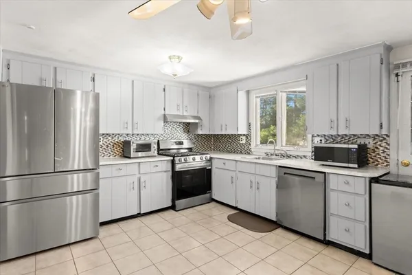 $4,500 | 30 Hemlock Terrace, Randolph, MA 02368