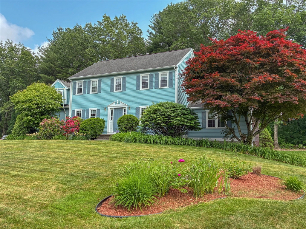 20 Honeysuckle Road Westford, MA 01886 - Photo 2 of 32