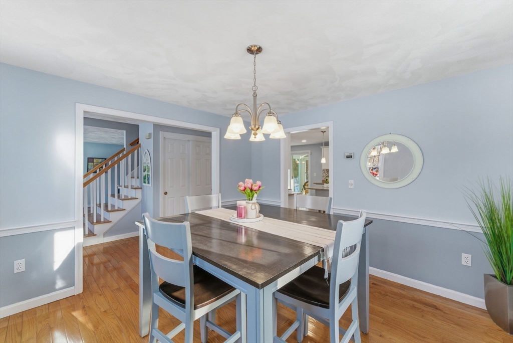 20 Honeysuckle Road Westford, MA 01886 - Photo 9 of 32