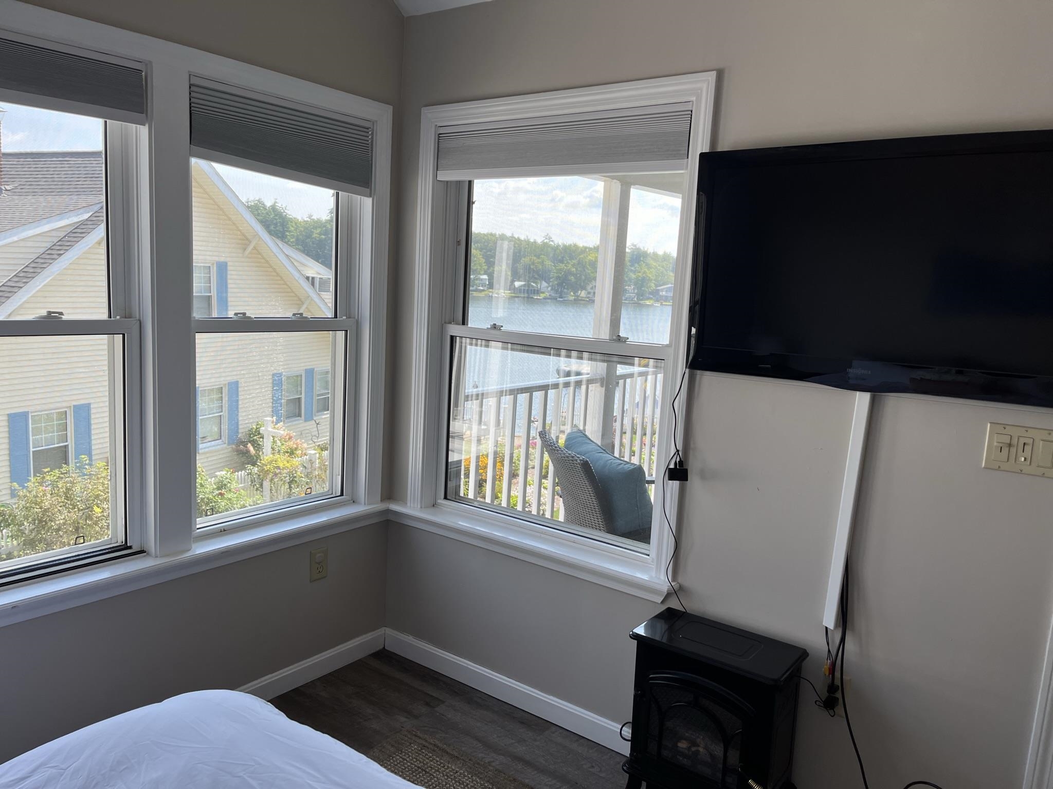 16 Hill Road, Unit 9 Tilton, NH 03276 - Photo 27 of 59