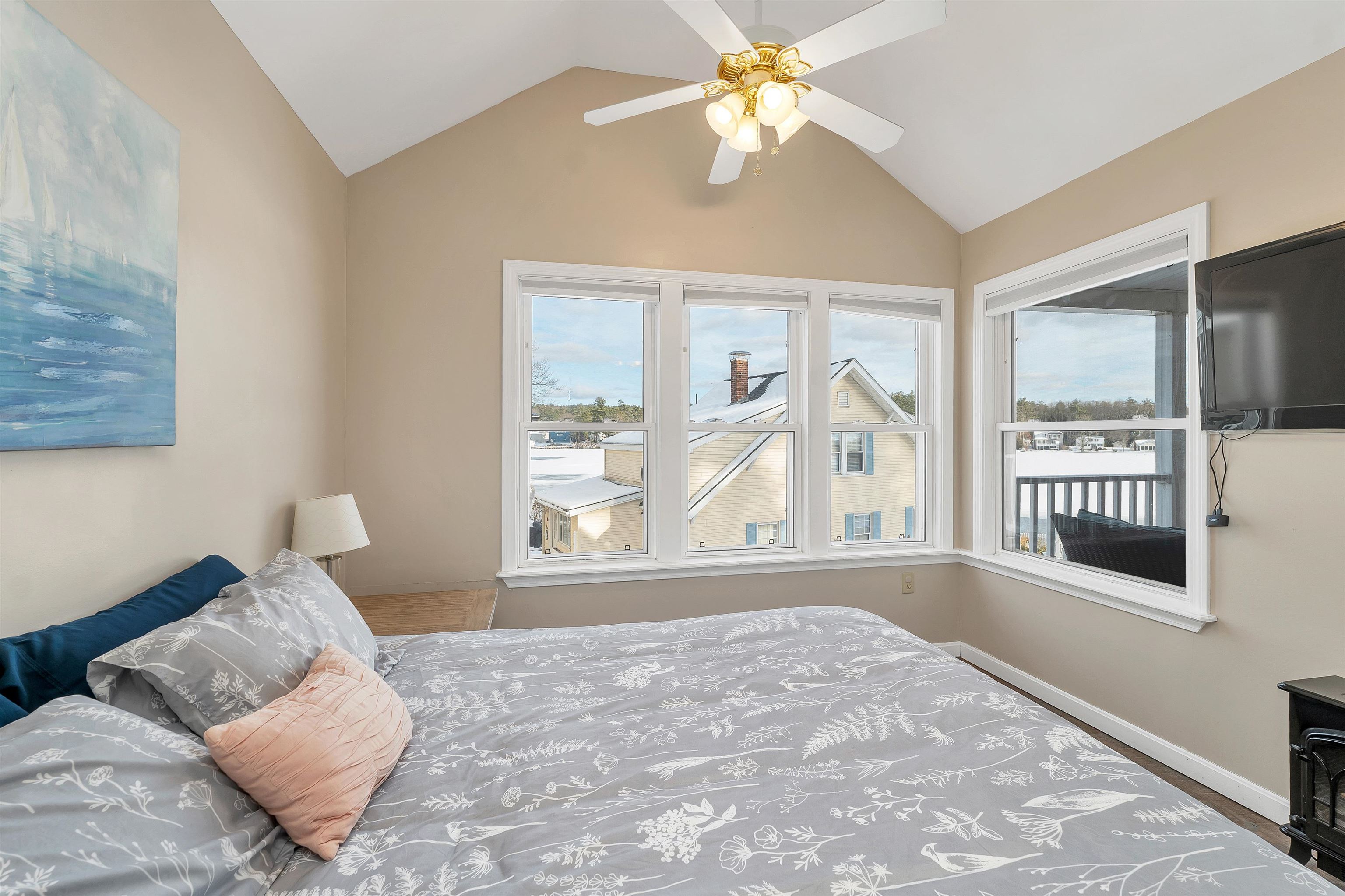 16 Hill Road, Unit 9 Tilton, NH 03276 - Photo 4 of 59