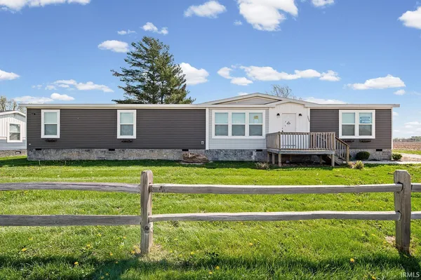 $215,000 | 2000 North 250 East, Kokomo, IN 46901