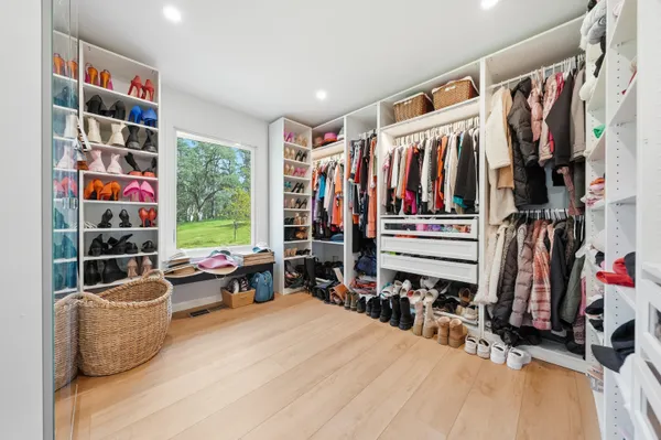 $1,175,000 | 8101 Montgomery Circle, Redding, CA 96001