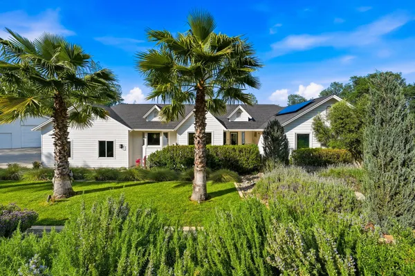 $1,175,000 | 8101 Montgomery Circle, Redding, CA 96001