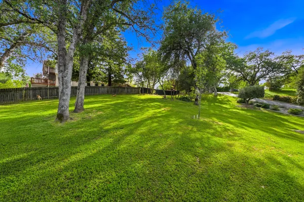 $1,175,000 | 8101 Montgomery Circle, Redding, CA 96001