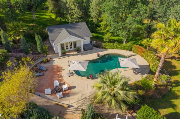$1,175,000 | 8101 Montgomery Circle, Redding, CA 96001