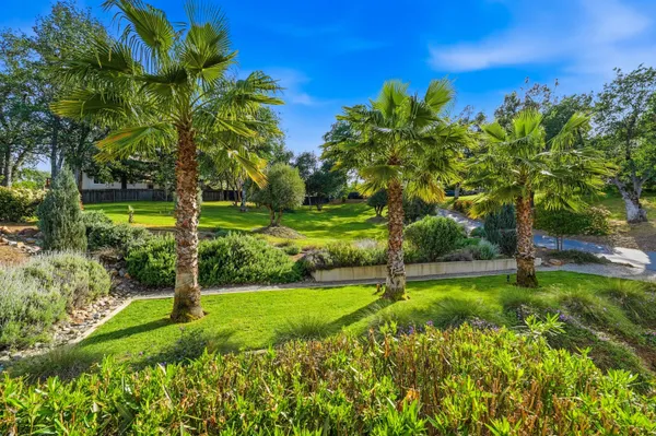 $1,175,000 | 8101 Montgomery Circle, Redding, CA 96001