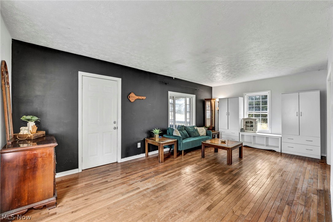 2833 Hubbard Road Madison, OH 44057 - Photo 9 of 40