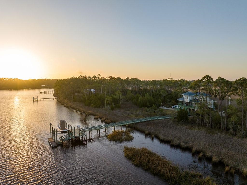 588 River Road Carrabelle, FL 32322 - Photo 15 of 70