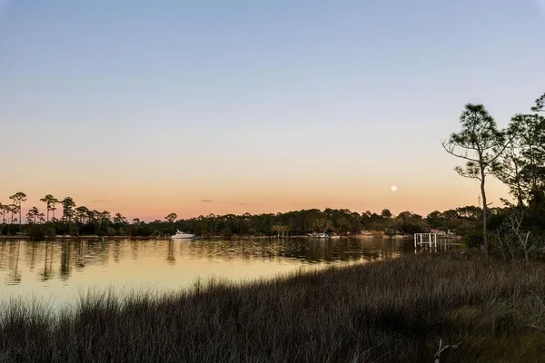$775,000 | 588 River Road, Carrabelle, FL 32322