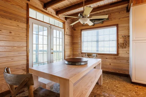 $775,000 | 588 River Road, Carrabelle, FL 32322