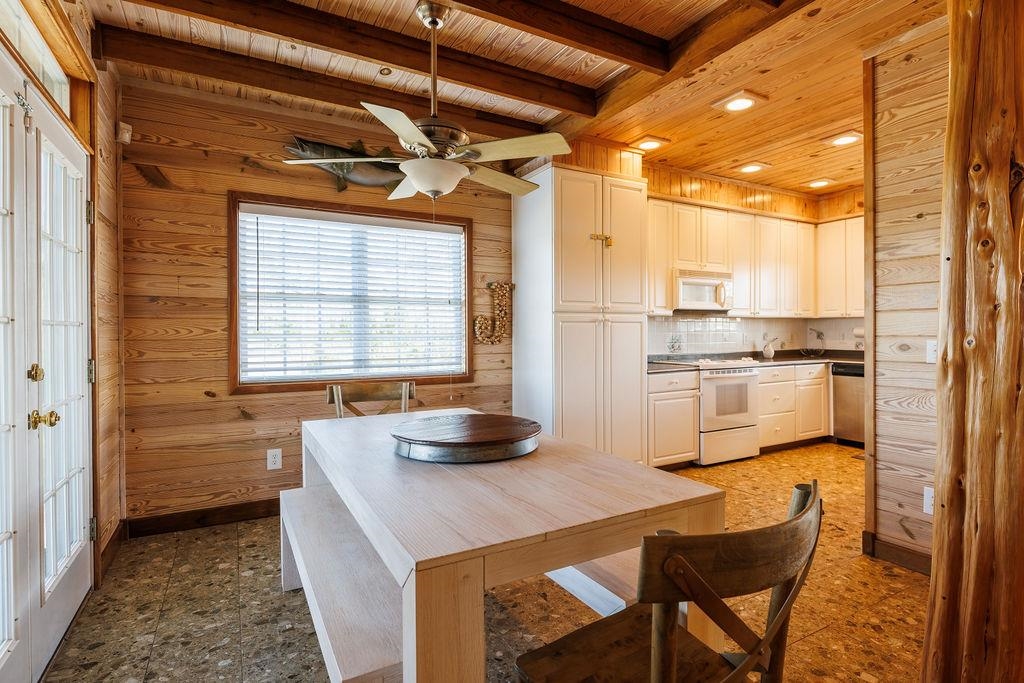 588 River Road Carrabelle, FL 32322 - Photo 43 of 70