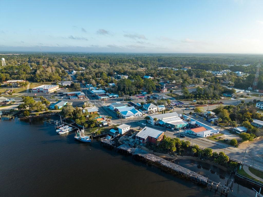 588 River Road Carrabelle, FL 32322 - Photo 6 of 70