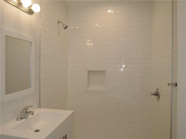 $1,450 | 424 Cherokee Street, New Orleans, LA 70118