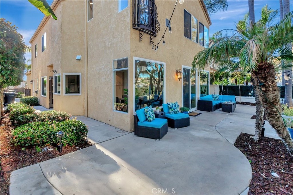 26 Imperatrice Dana Point, CA 92629 - Photo 29 of 58 a view of a patio with couches and a potted plant