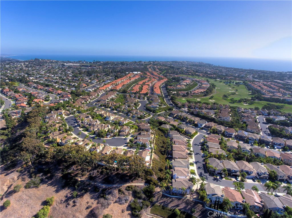 26 Imperatrice Dana Point, CA 92629 - Photo 39 of 58 an aerial view of a city