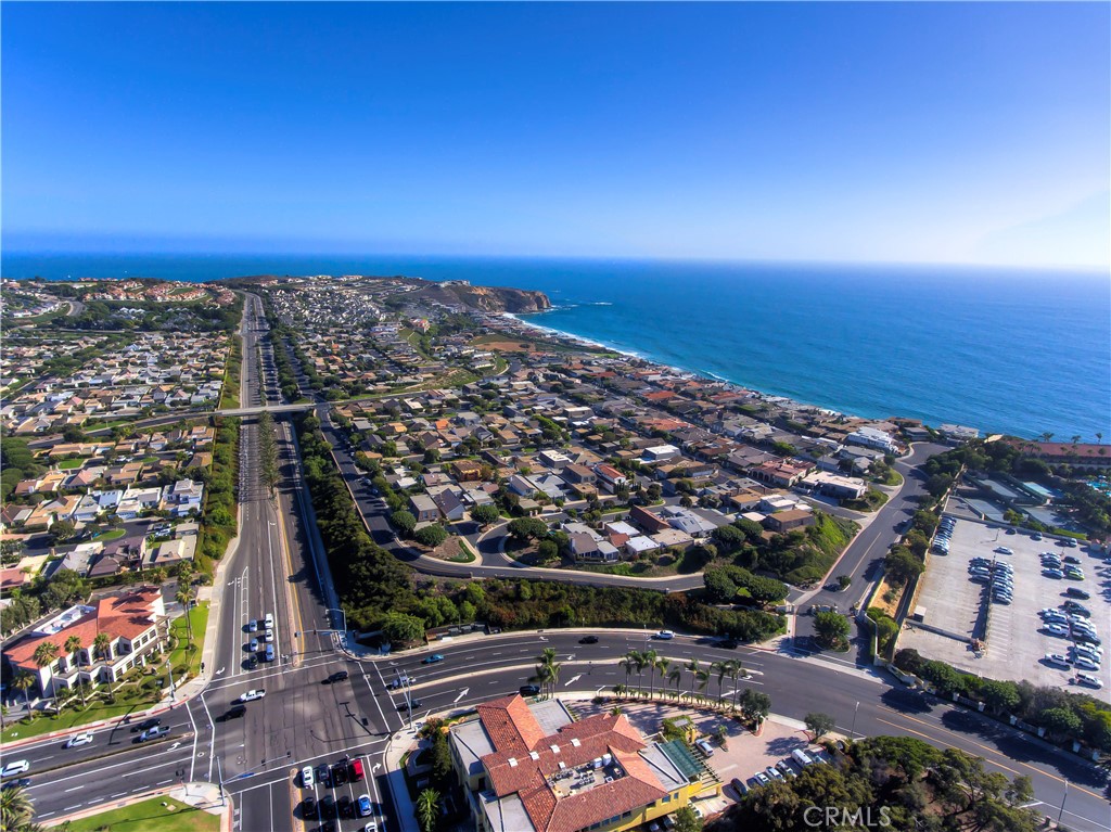 26 Imperatrice Dana Point, CA 92629 - Photo 49 of 58 an aerial view of a city