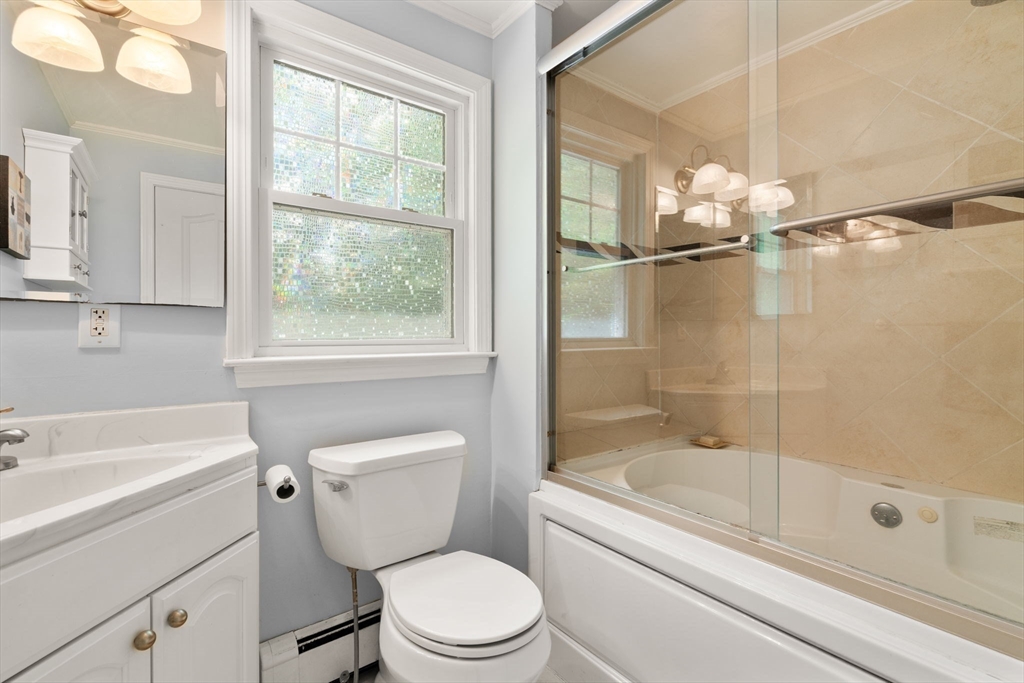 3 Berkeley Road Wellesley, MA 02482 - Photo 20 of 34