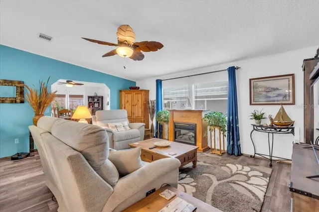 $220,000 | 8102 Marie Lane, Ellenton, FL 34222