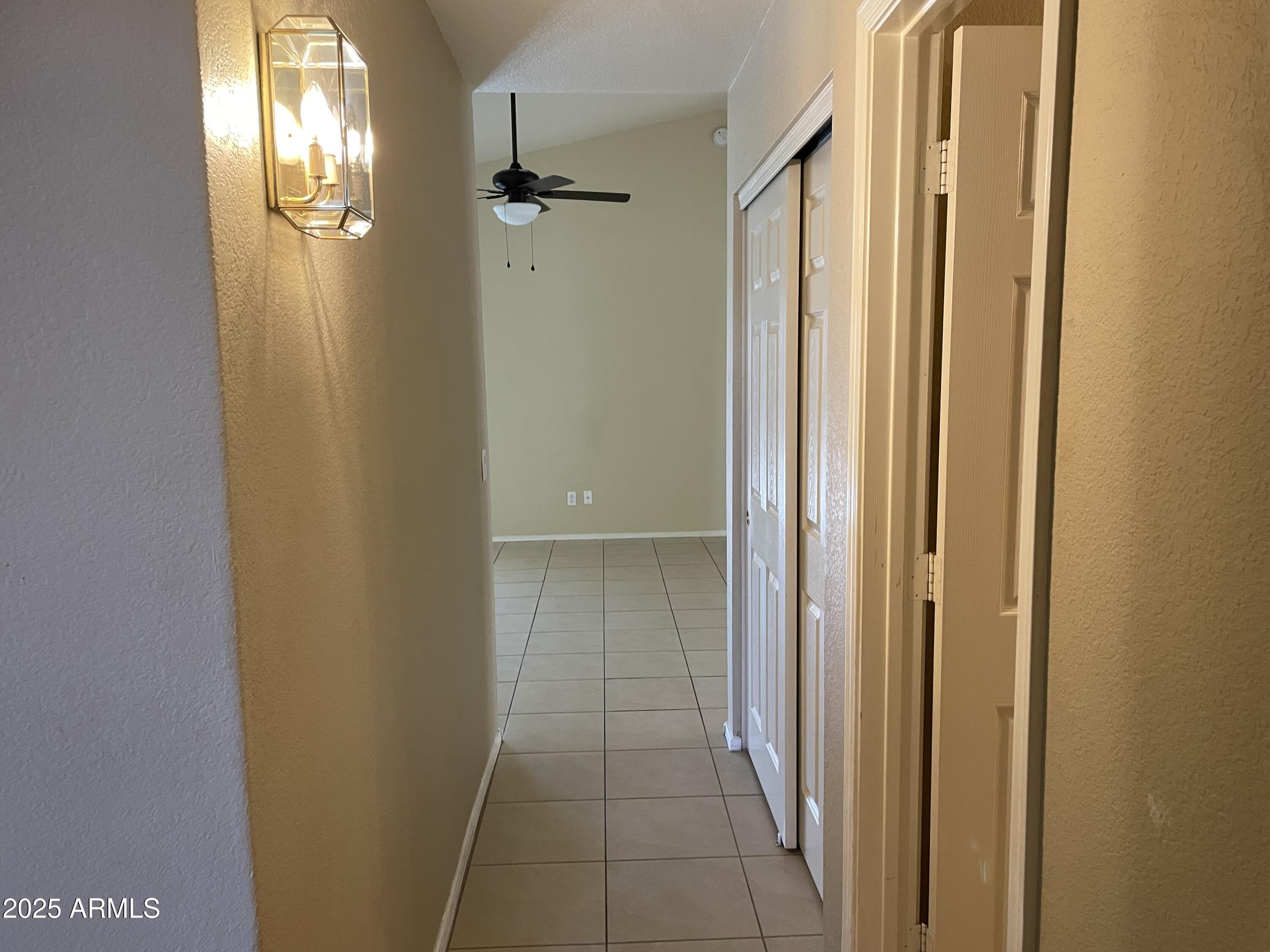 8949 West Kathleen Road Peoria, AZ 85382 - Photo 16 of 28