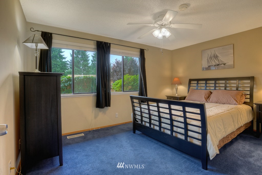 2030 Aberdeen Avenue Southeast Renton, WA 98055 - Photo 13 of 16 Gallery Image 13
