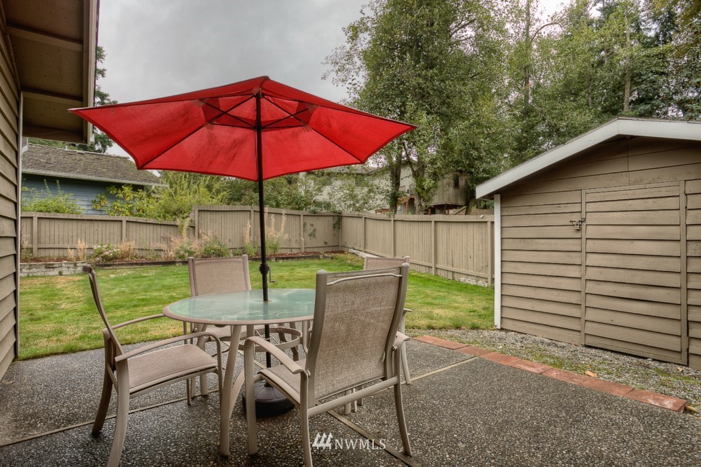 2030 Aberdeen Avenue Southeast Renton, WA 98055 - Photo 15 of 16 Gallery Image 15