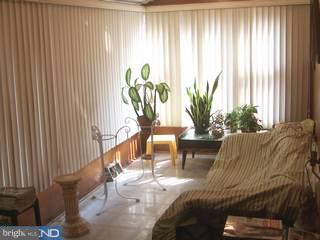1417 Clements Road Wyncote, PA 19095 - Photo 3 of 4 Gallery Image 3