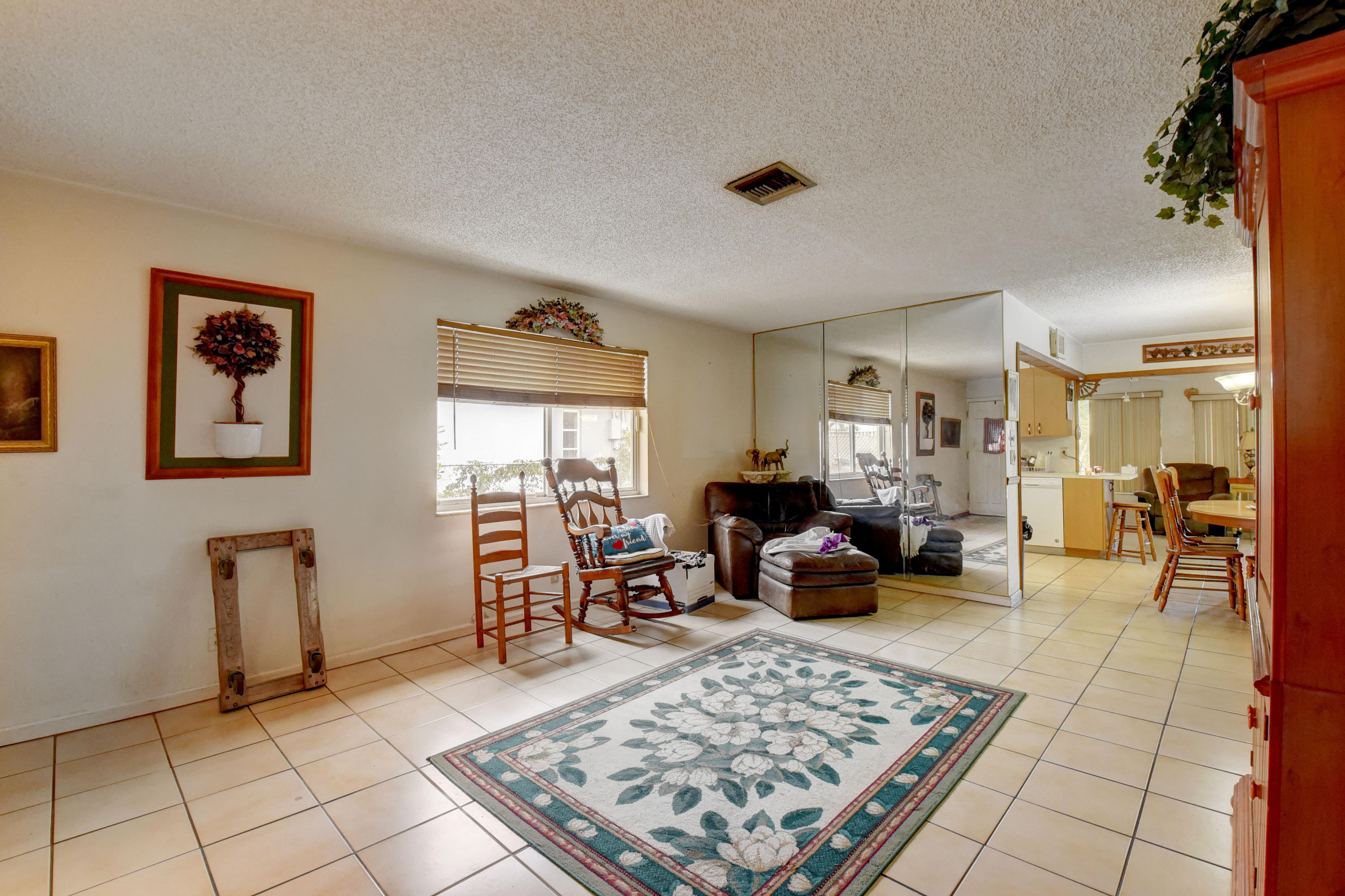 524 Northwest 53rd Street Boca Raton, FL 33487 - Photo 4 of 24 09_virtuals1 (9)