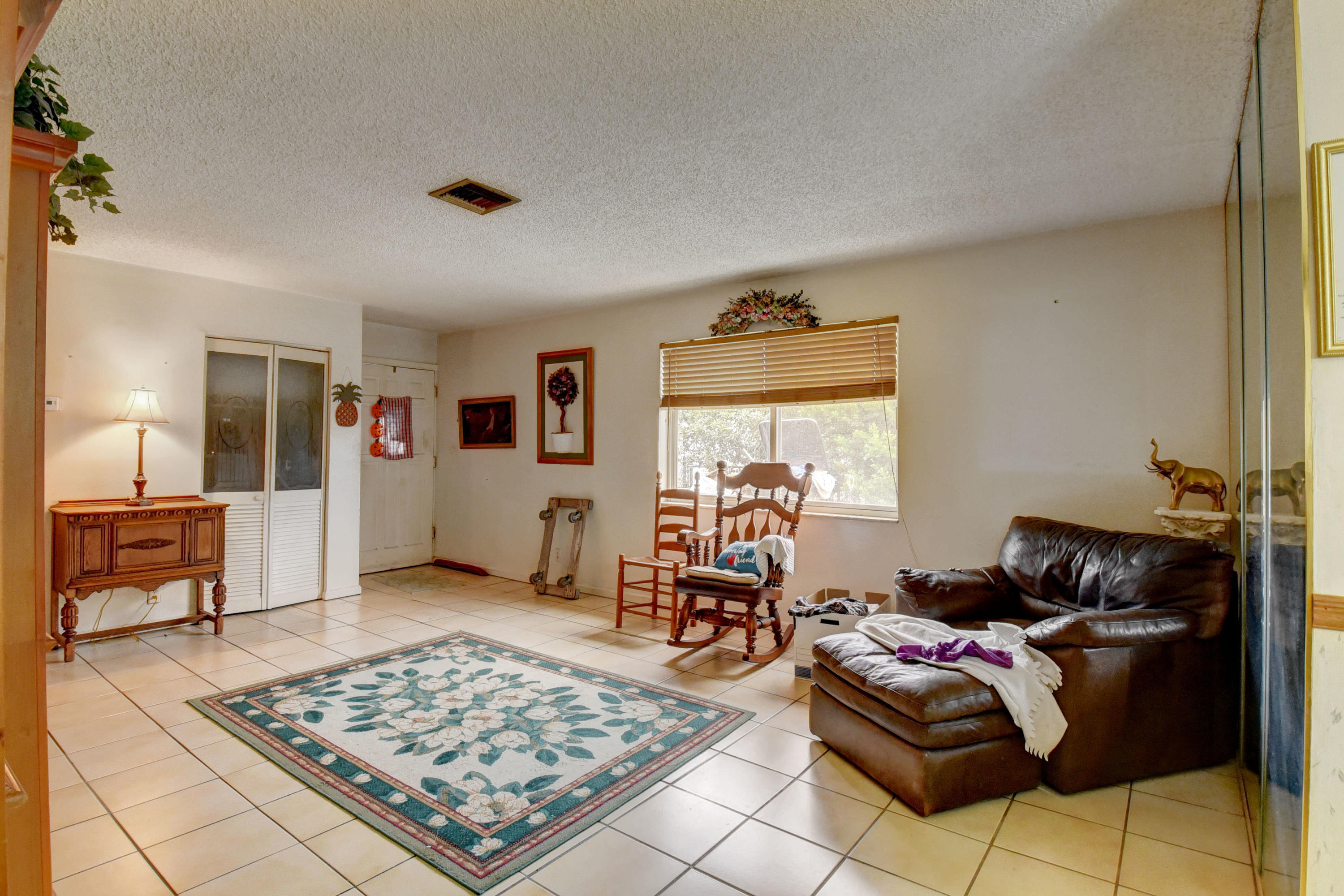 524 Northwest 53rd Street Boca Raton, FL 33487 - Photo 5 of 24 04_virtuals1 (4)
