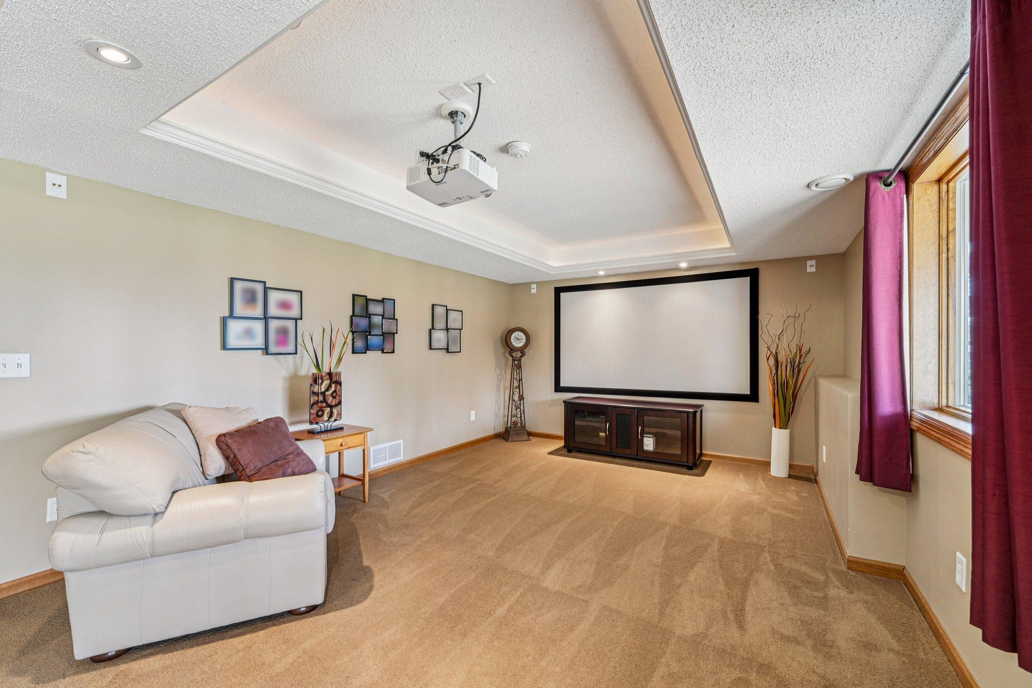 5669 Oak View Court Savage, MN 55378 - Photo 15 of 43