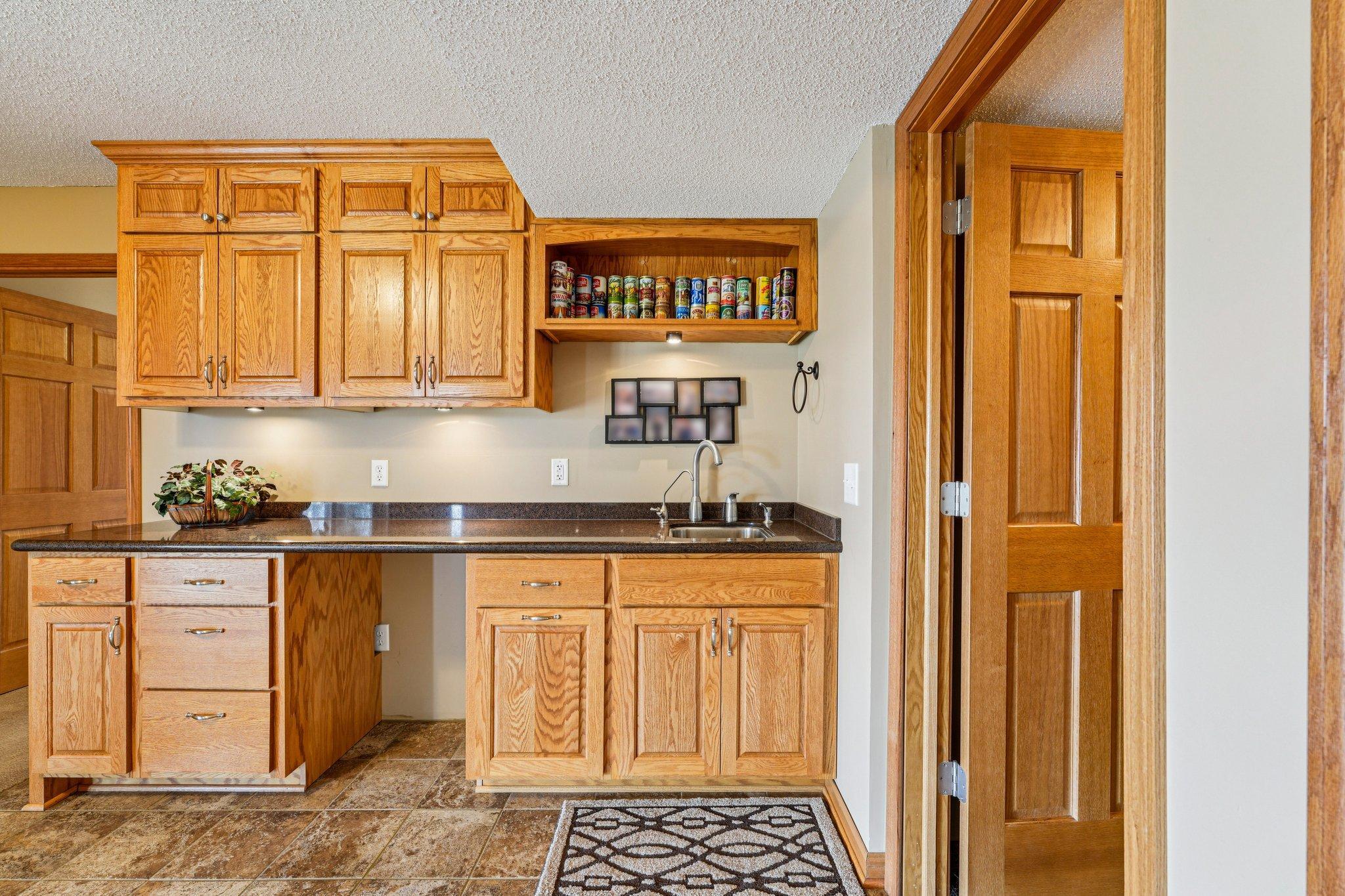 5669 Oak View Court Savage, MN 55378 - Photo 17 of 43