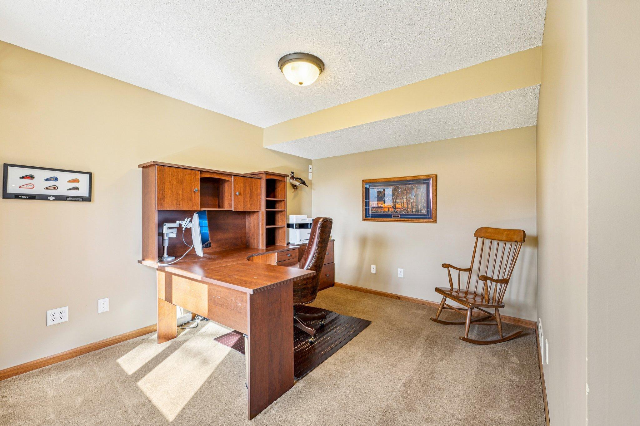 5669 Oak View Court Savage, MN 55378 - Photo 20 of 43